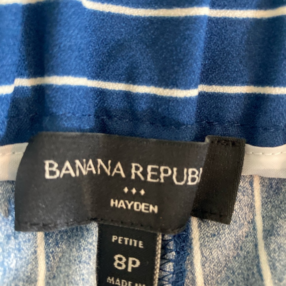 Banana Republic Factory 8 Petite Blue and White Cropped Pinstripe Pants - Picture 9 of 10